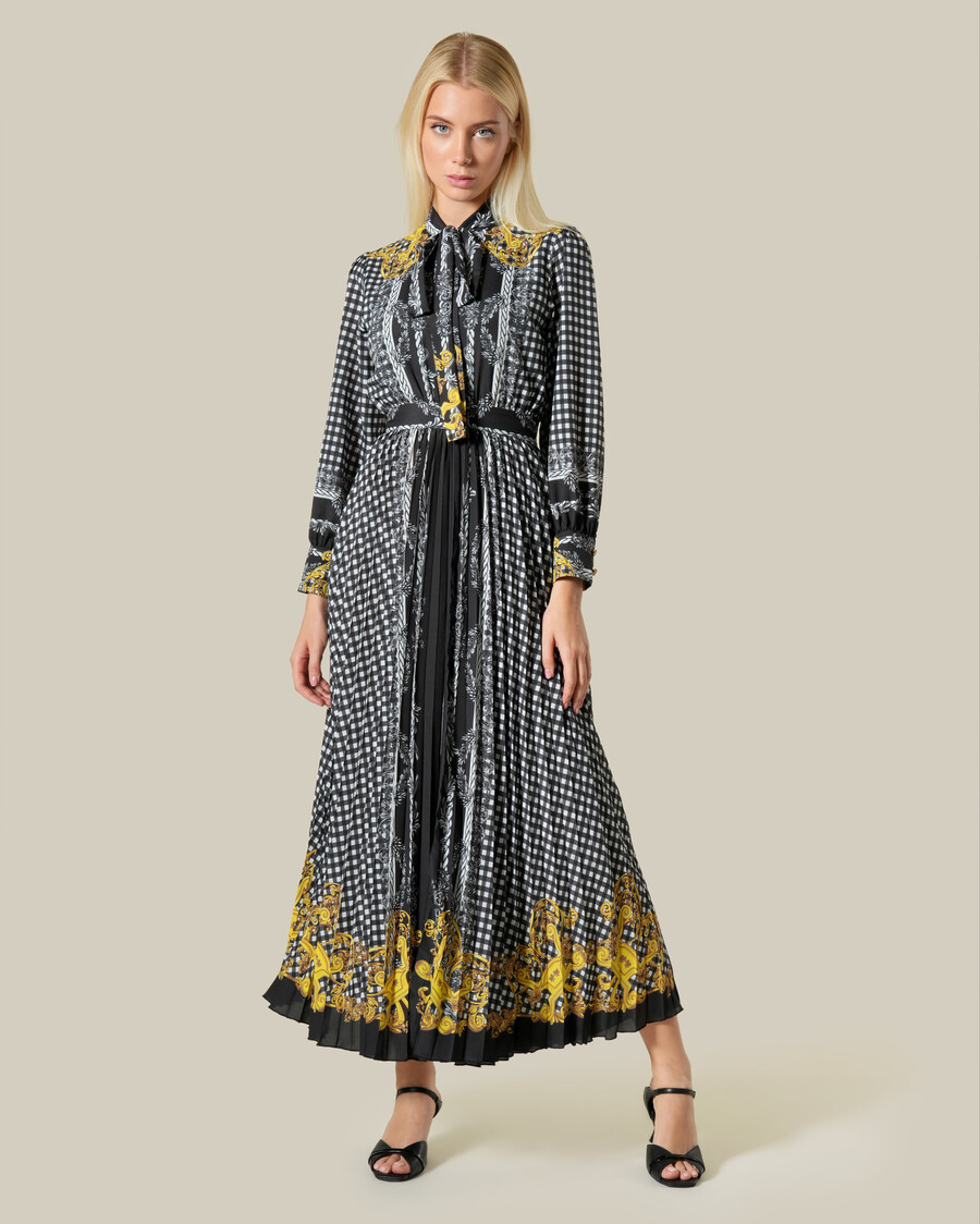 vestido largo con estampado barroco de cuadros